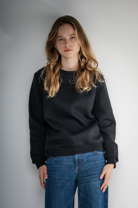 GF11 – Women’s Classic Fit Sweatshirt