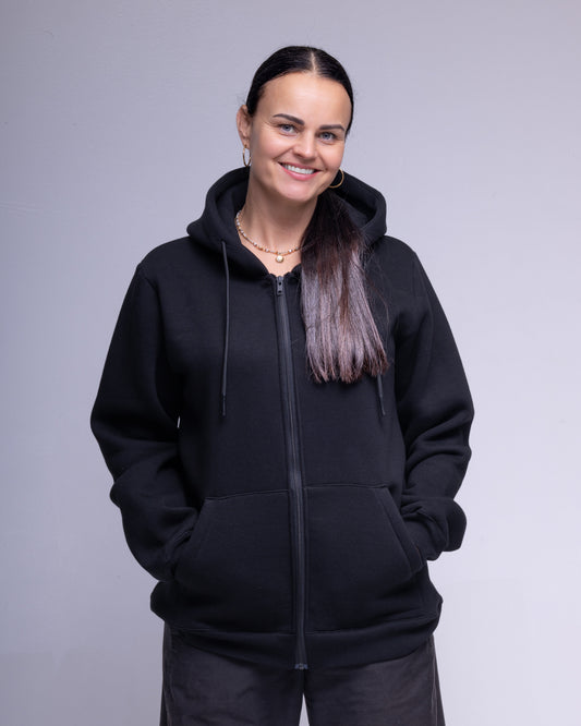 GF06 – Unisex jaka ar rāvējslēdzēju 