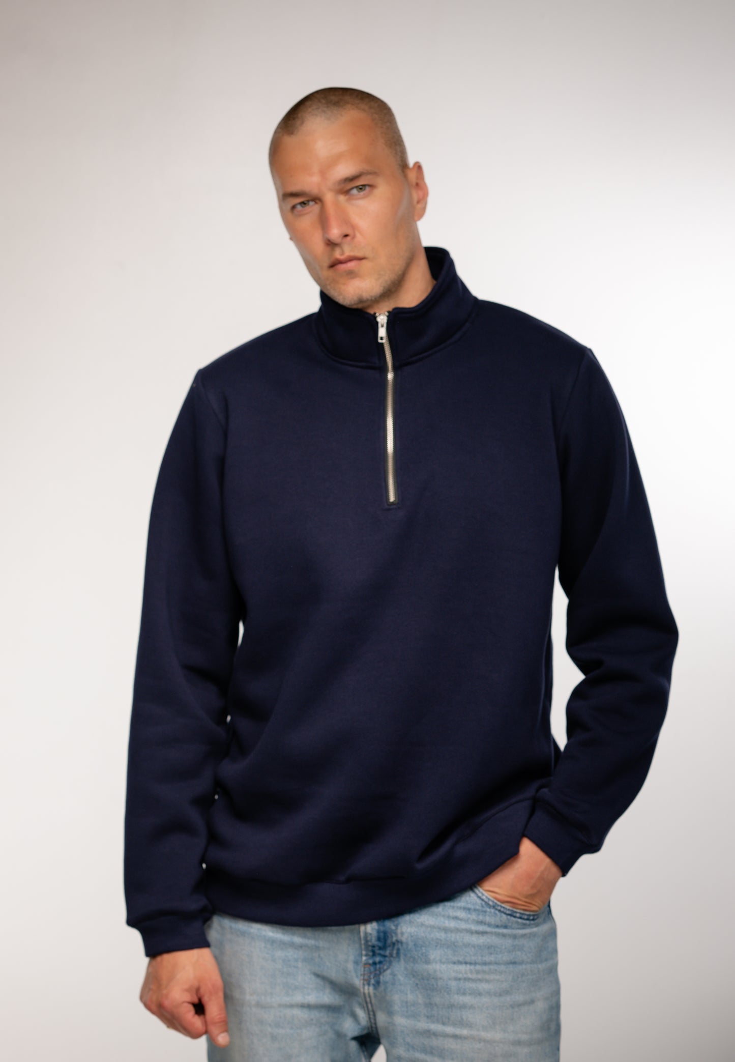 GF90 Klasiskais unisex džemperis ar 1/4 rāvējslēdzēju 