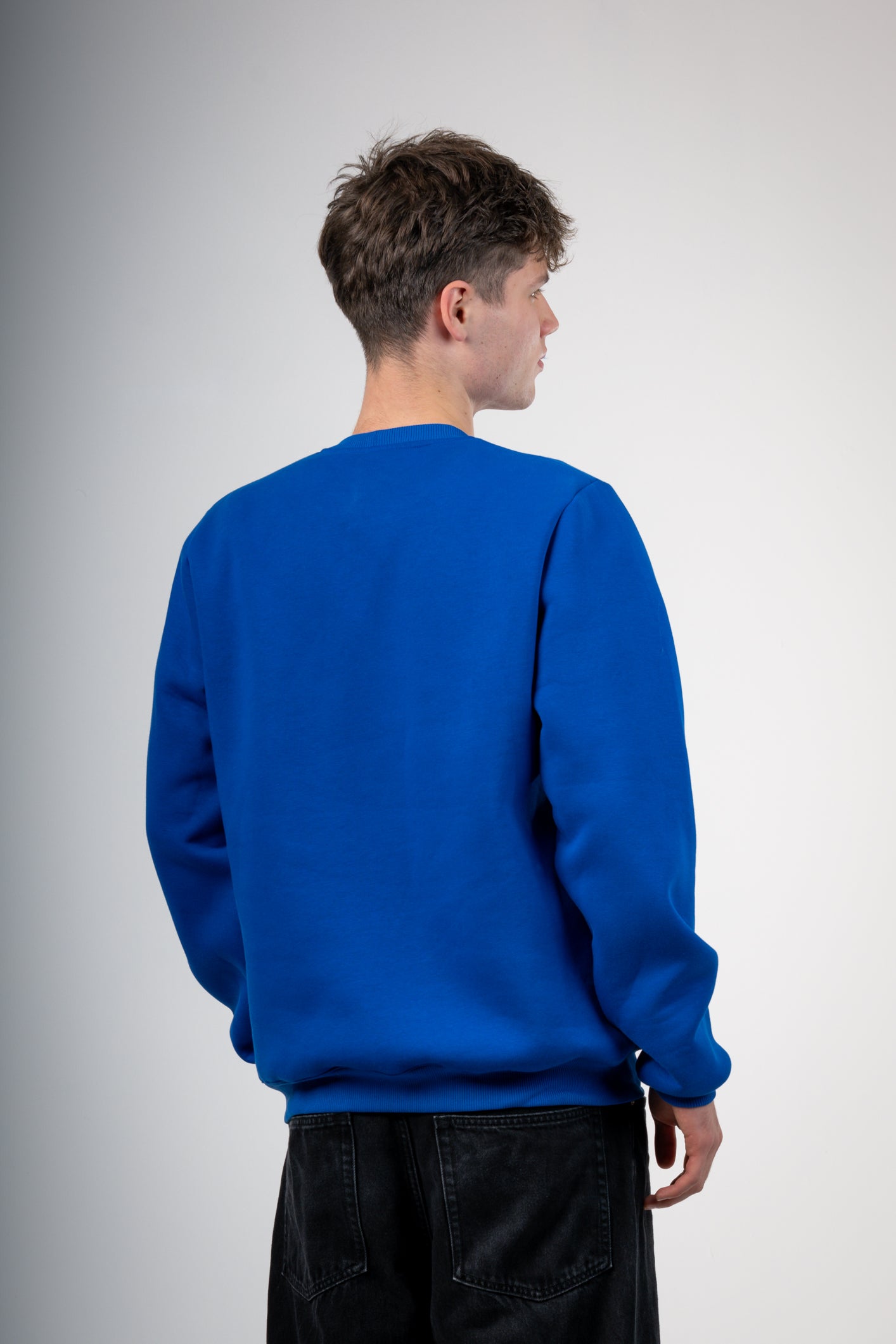 GF12 – Classic Shoulder Sweatshirt