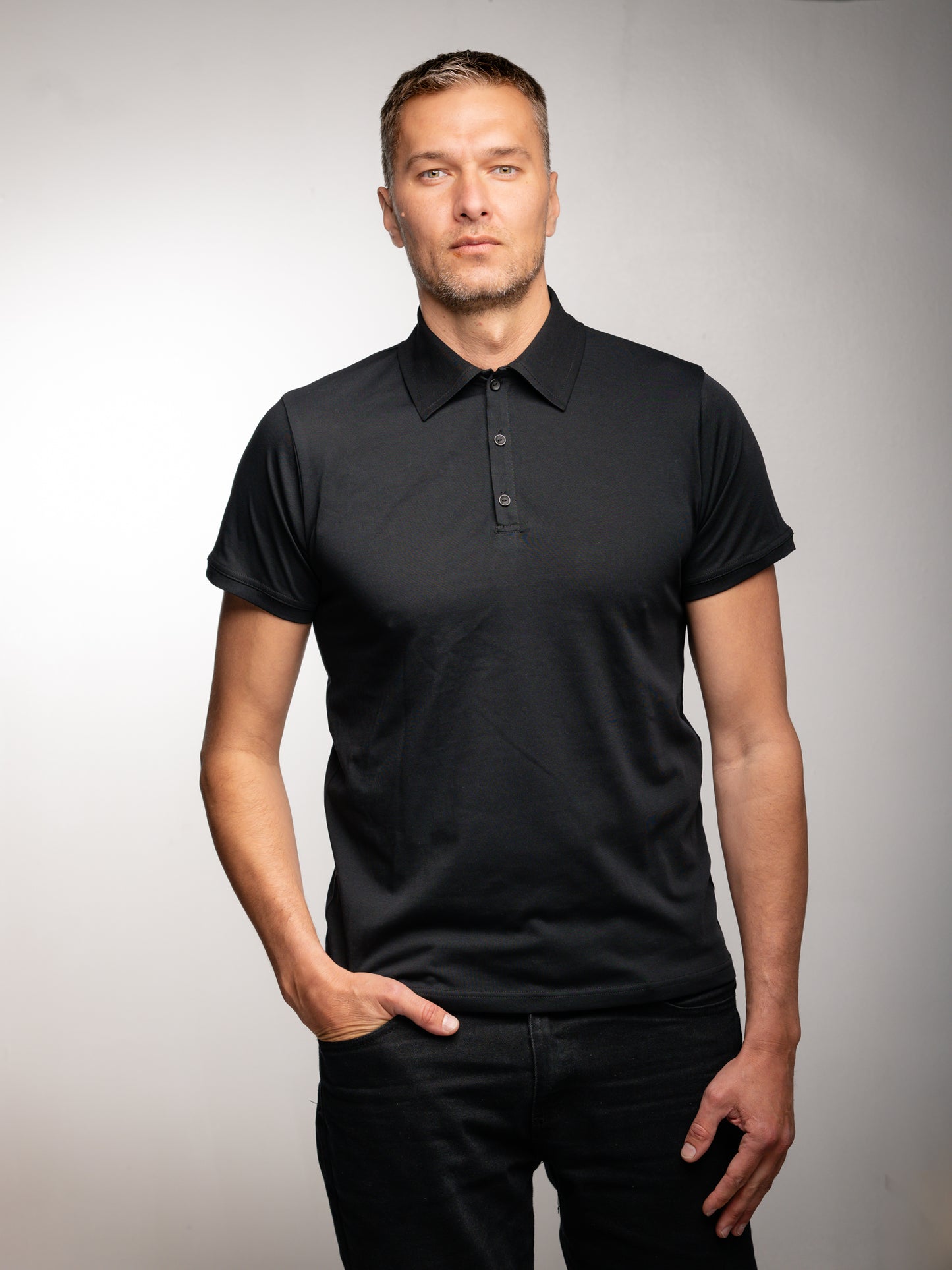 GF32 — Klasiskais Polo krekls