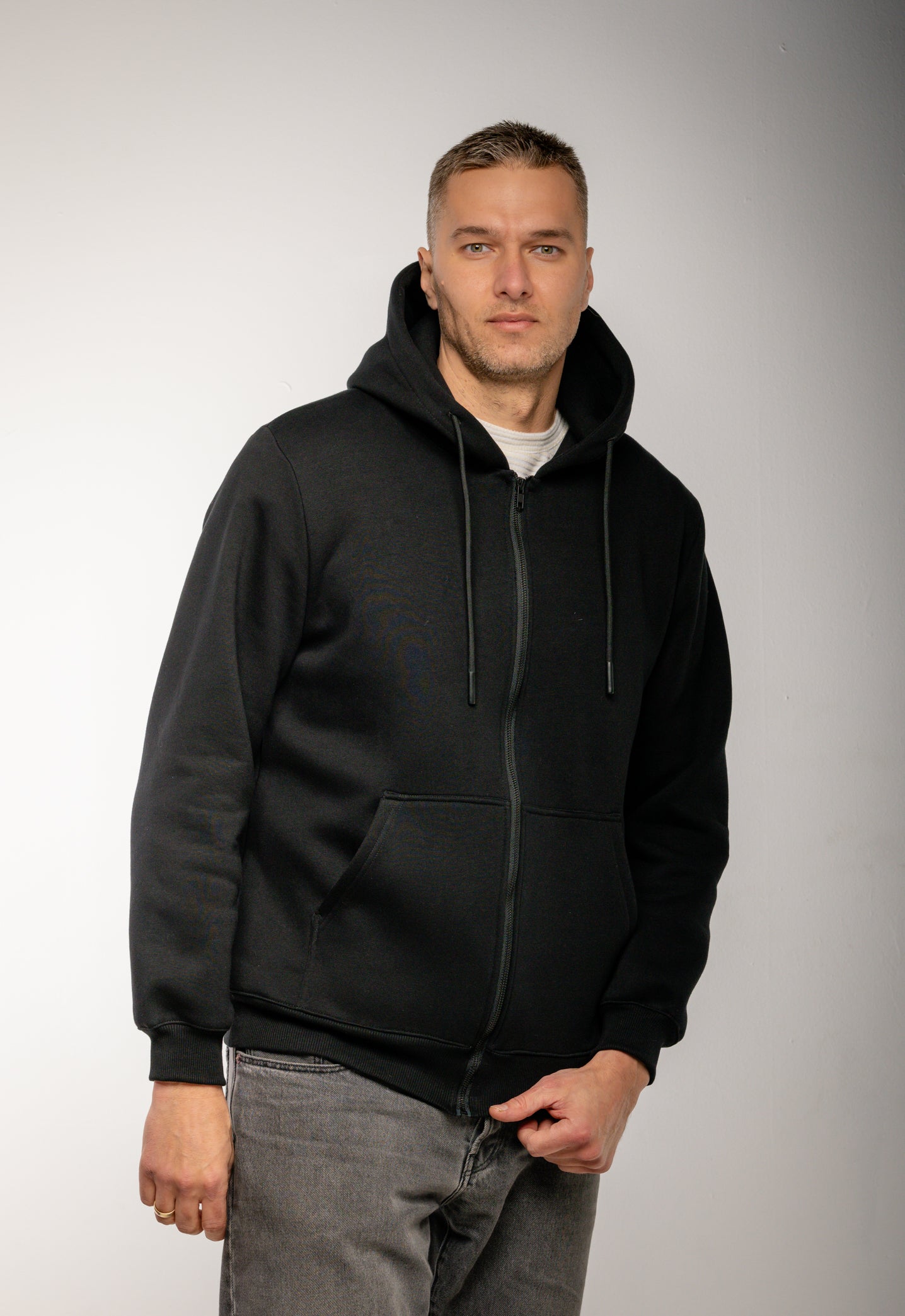 GF06 –  Zipper Jacket